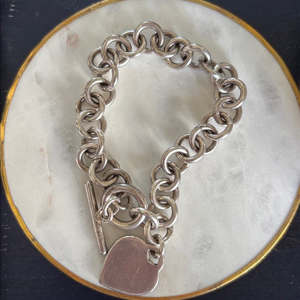 925 Sterling Silver Heart Charm Toggle Bracelet